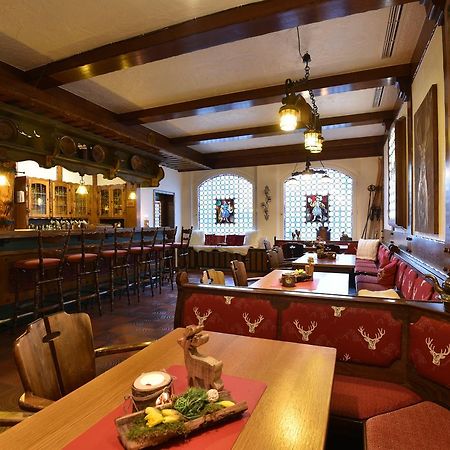 Hotel Kaiserpfalz Падерборн Екстериор снимка