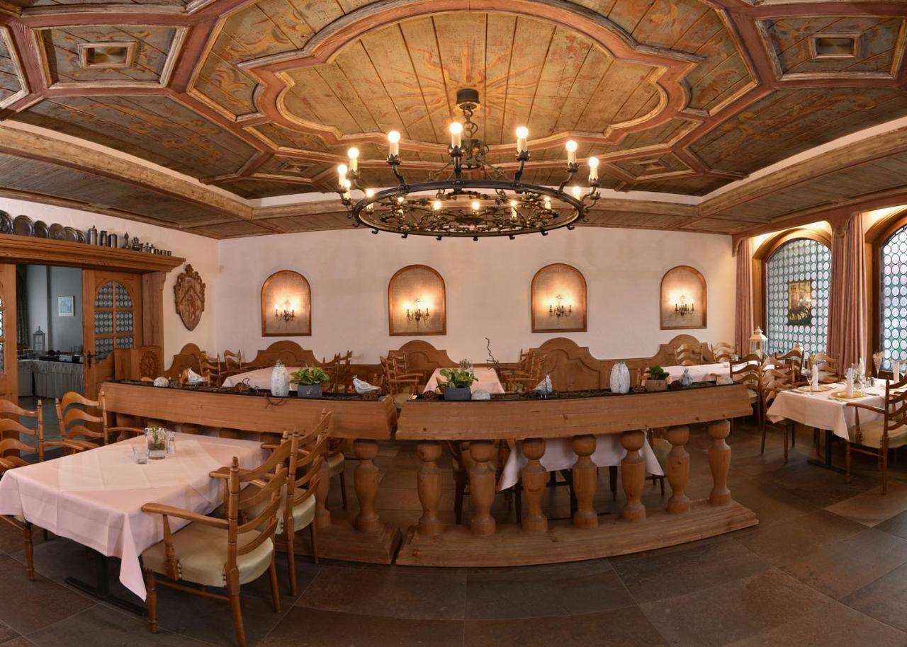 Hotel Kaiserpfalz Падерборн Екстериор снимка